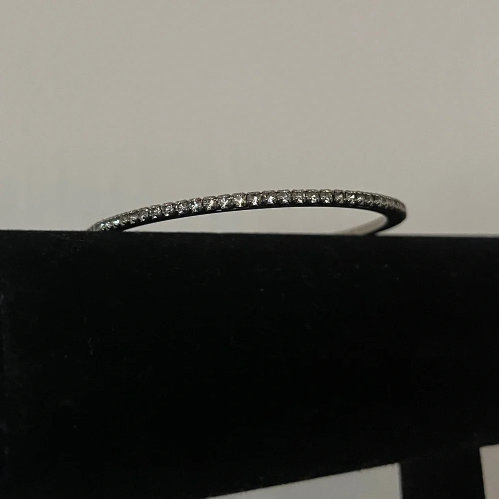 Vintage Rhinestone Bangle - Picture 7 of 12